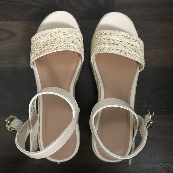 Old Navy Espadrille Platform Sandals Heeled Natural Floral Cream Beige - Picture 2 of 16